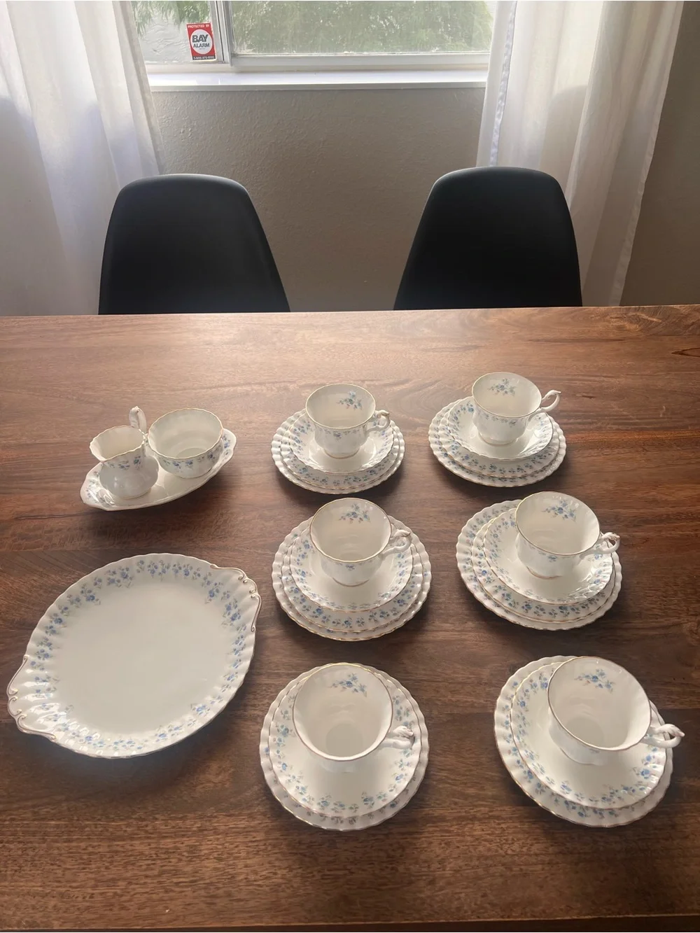 🎀 Royal Albert Memory Lane - 26 piece set - Vintage Cottage Core 💙